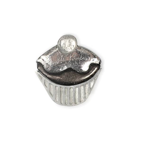 Black Cupcake Brooch | The Jewellery Stop