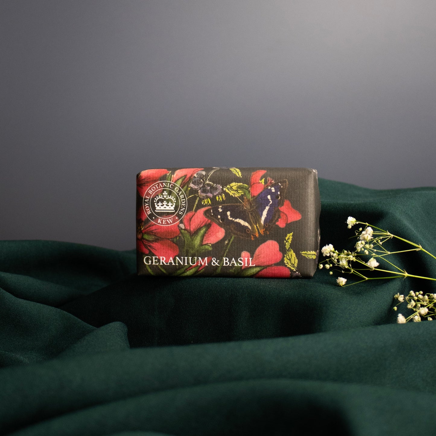Kew Gardens 240g Soap - Geranium and Basil