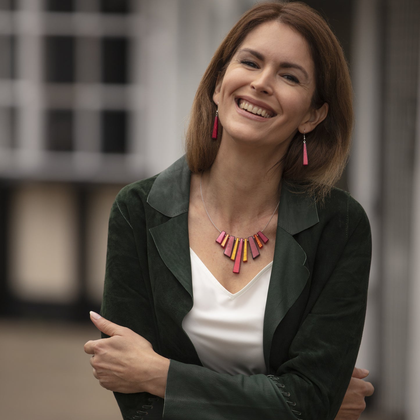 Sangria Deco Extravaganza Shiny Necklace