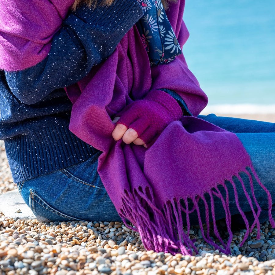 Magenta Plain Fringed Scarf | The Jewellery Stop