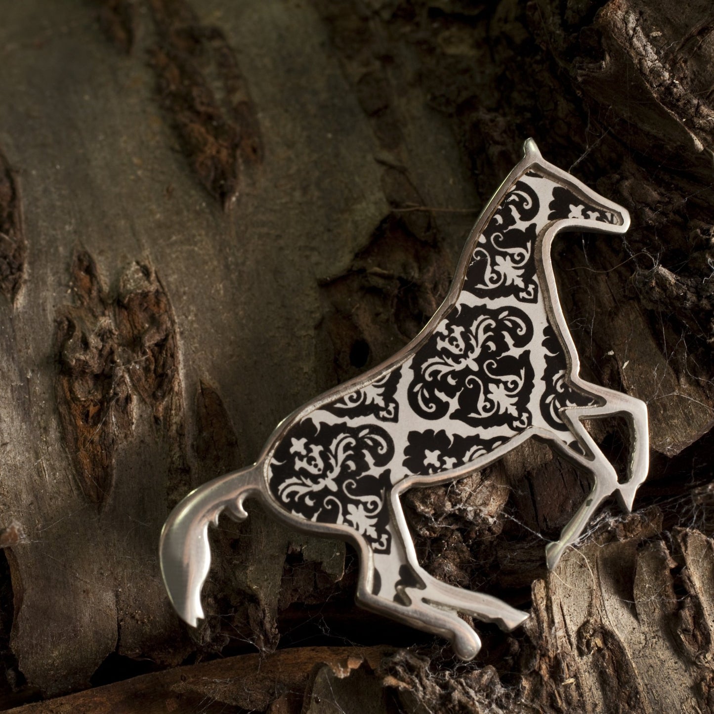 Black Vintage Pattern Horse Brooch | The Jewellery Stop