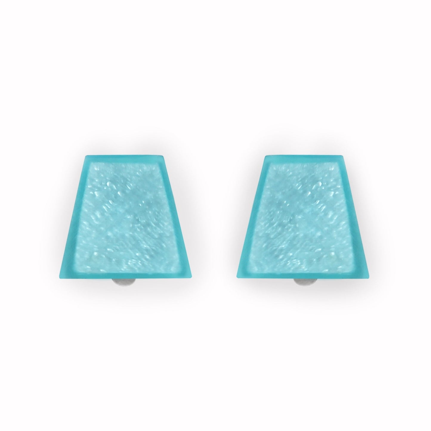 Fjord Shell Collar Matte Clip Earrings | The Jewellery Stop