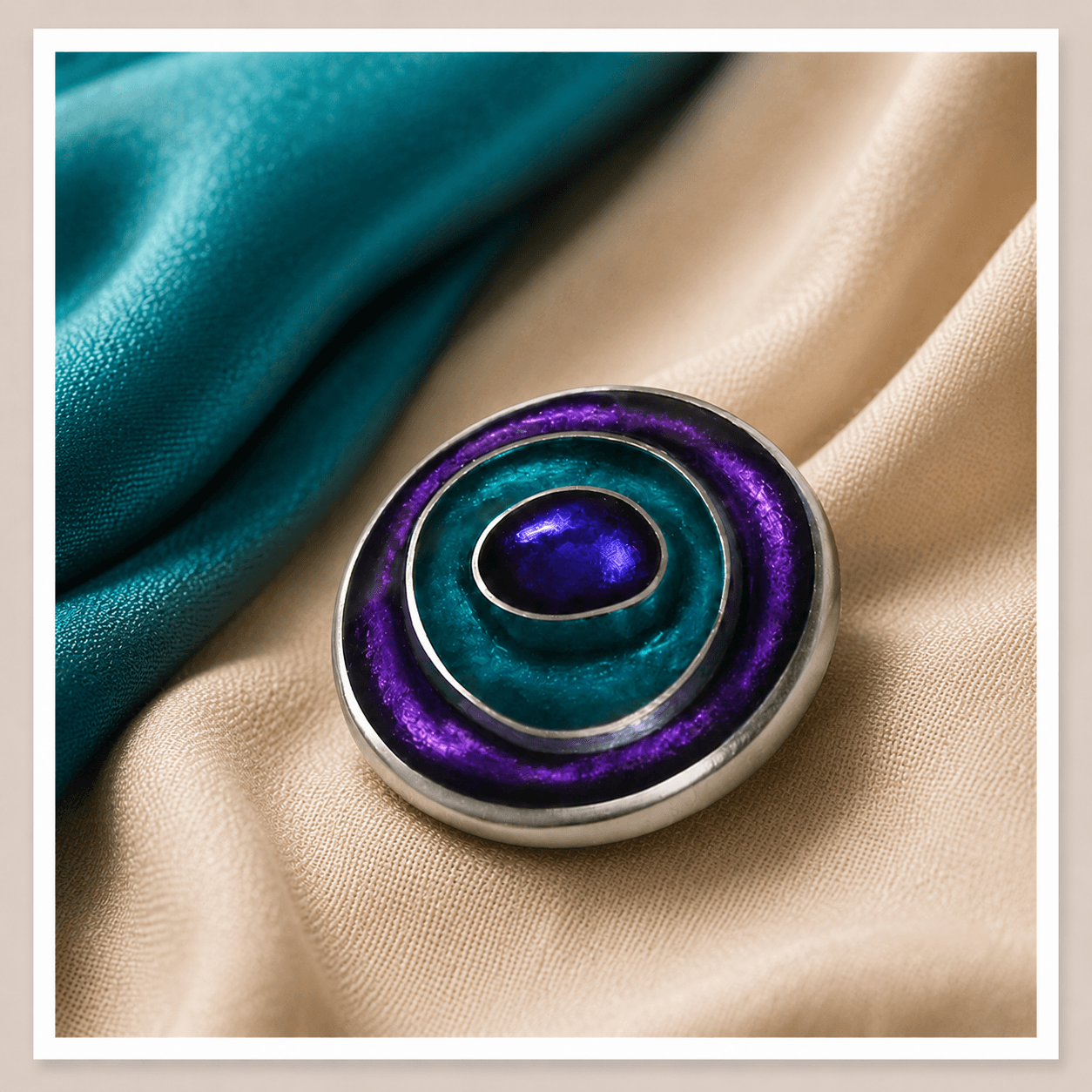Costume Jewellery Brooches