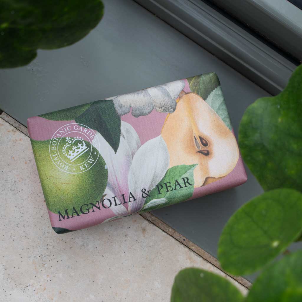 Kew Gardens 240G Soap Magnolia And Pear