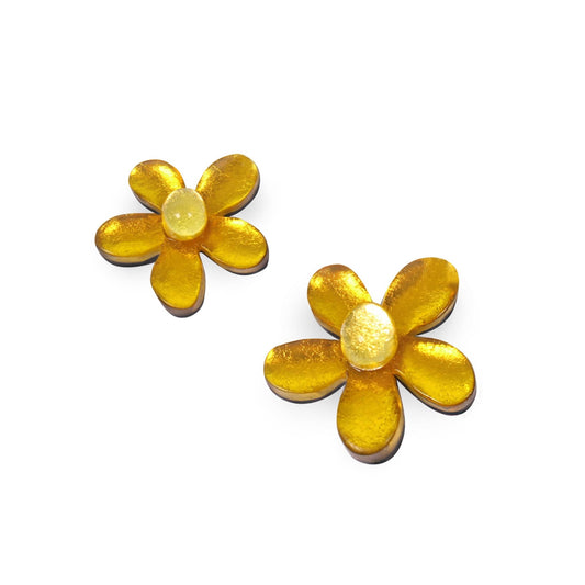 Palomino Flower Shiny Stud Earrings | The Jewellery Stop