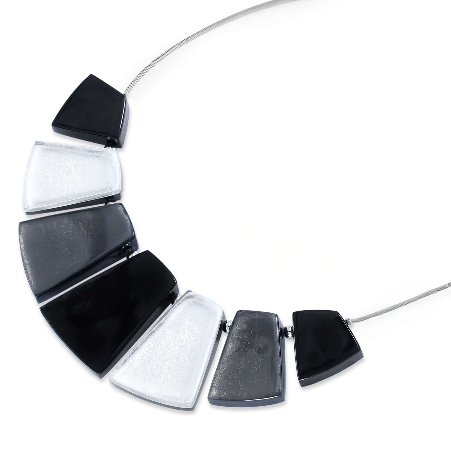 Black Empress Silverleaf Shiny Necklace | The Jewellery Stop