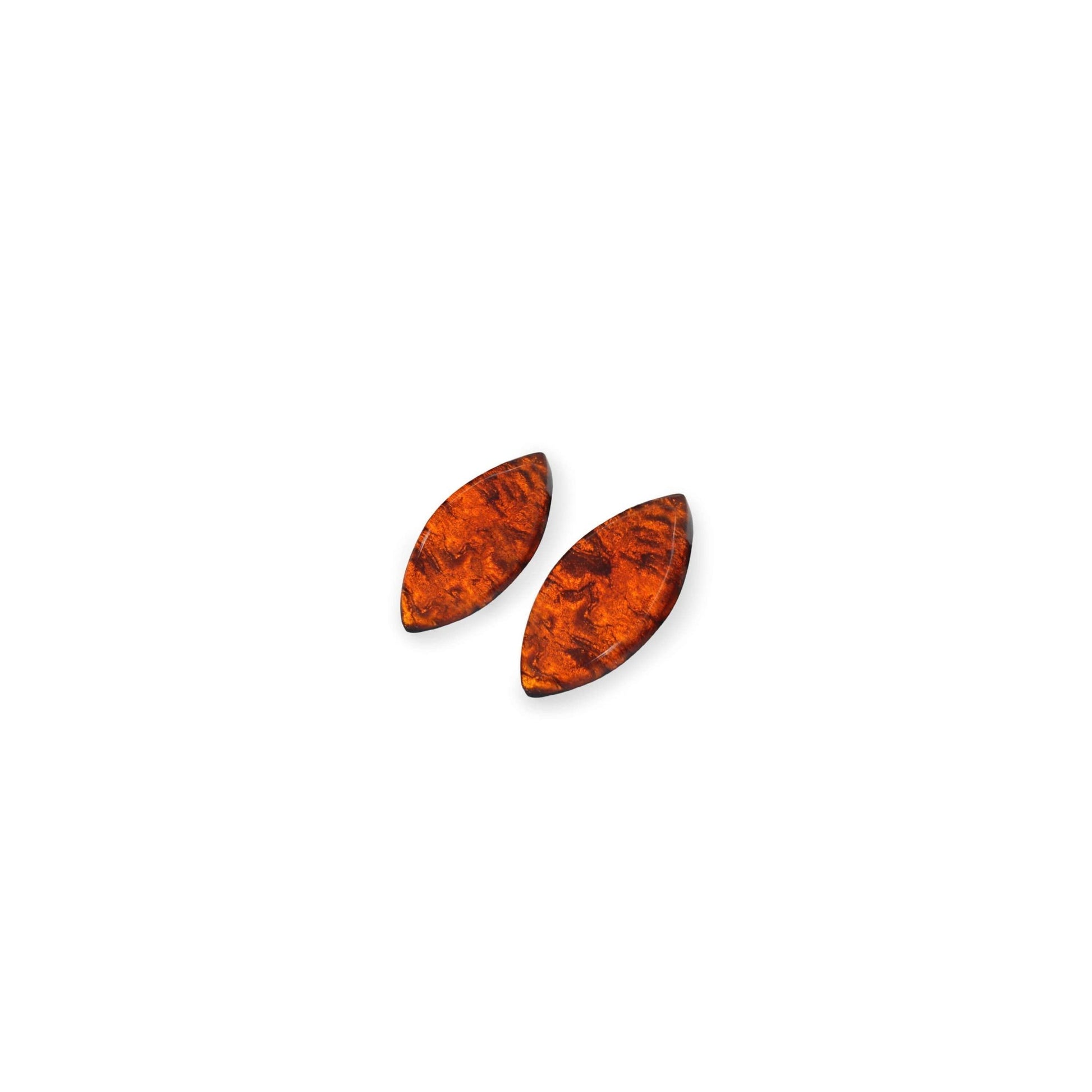 Chilli Aztec Leaf Shiny Stud Earrings | The Jewellery Stop