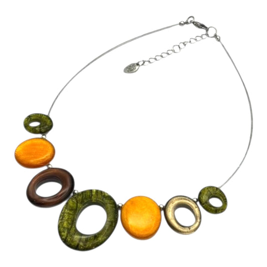 Pistachio Aztec Hollow Circles Shiny Necklace