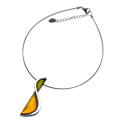 Pistachio Hourglass Shiny Pendant