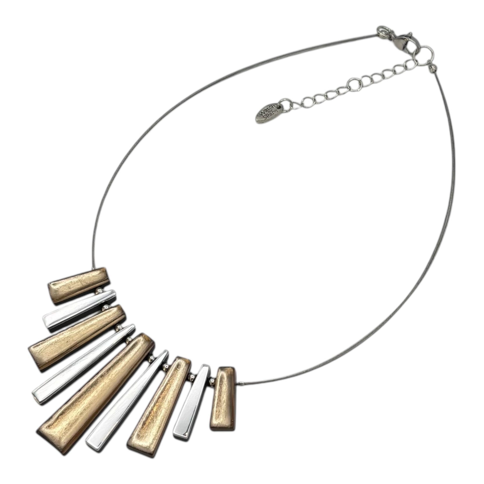 Gold Pinstripe Shiny Necklace