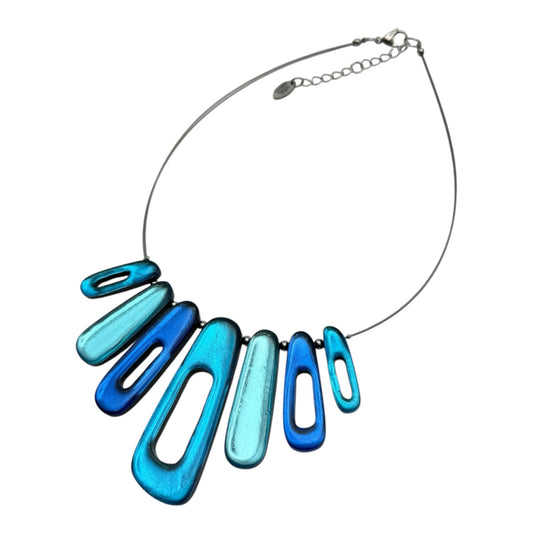 Turquoise Elongated Rectangles Shiny Necklace