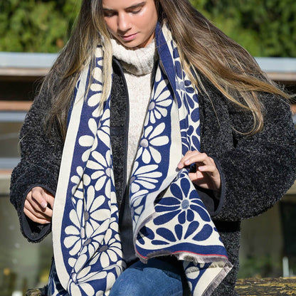 Navy Retro Daisy Jacquard Scarf | The Jewellery Stop