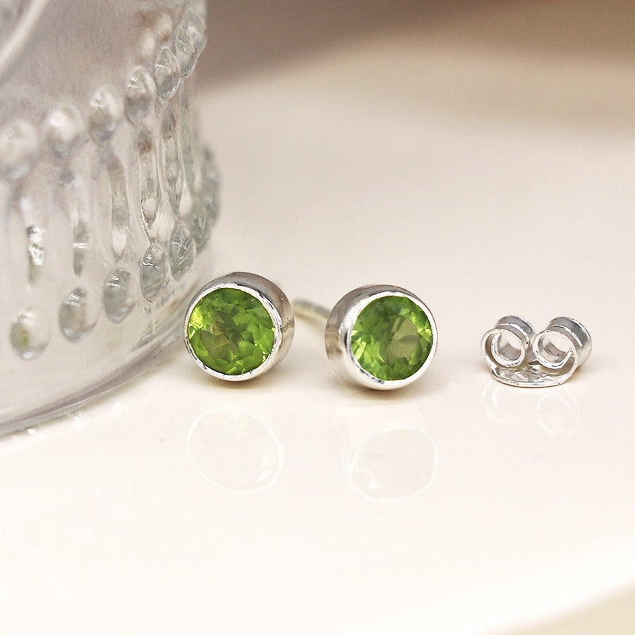 Sterling Silver Round Faceted Peridot Stud Earrings