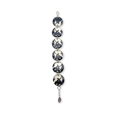 White Shell Flower In Resin Bracelet