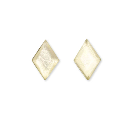 White Diamond Shaped Stud Earrings In Resin And Shell