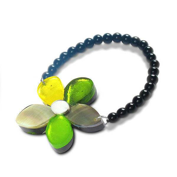 Peridot Shell Flower Bracelet | The Jewellery Stop