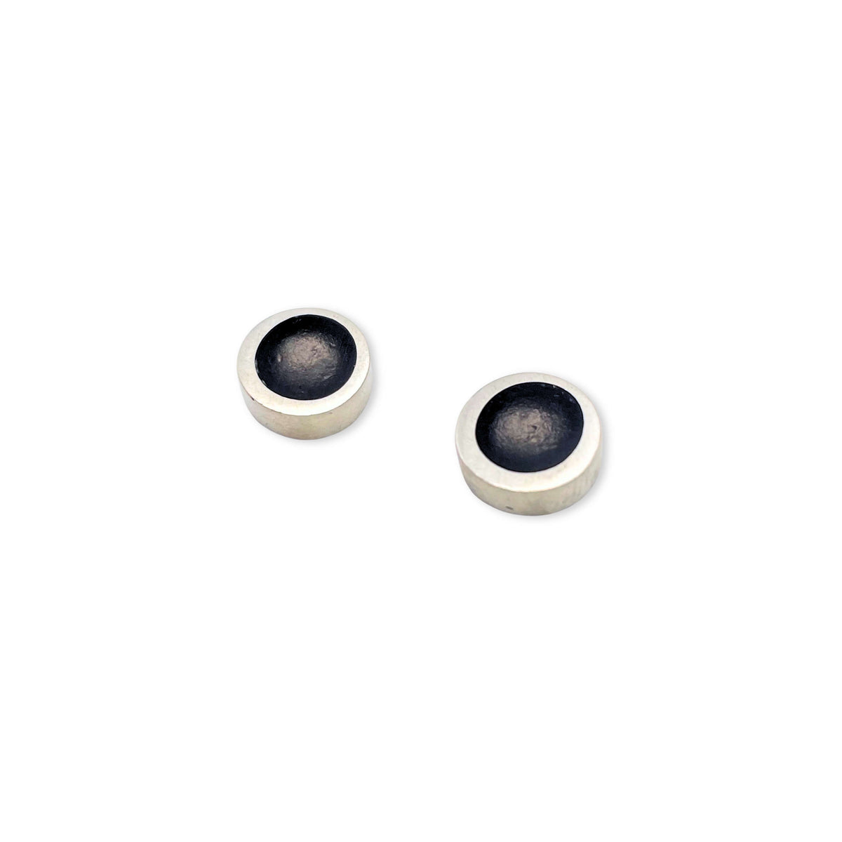 Black Organic Circle Small Stud Earrings