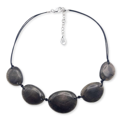 Black Pebble Small Necklace