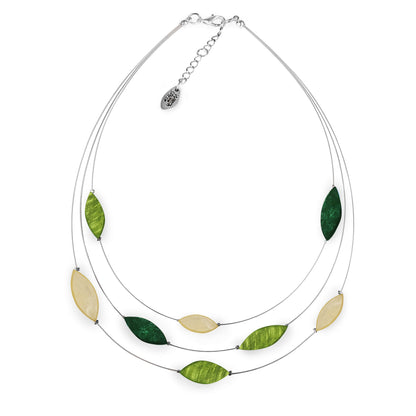 Kiwi Petal Shiny Necklace