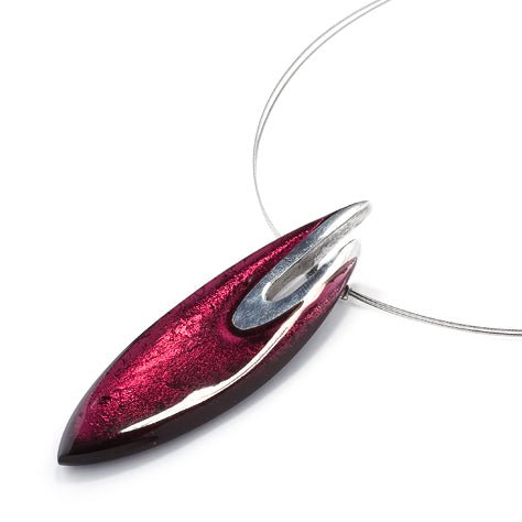 Berry Pewter Curve Pendant | The Jewellery Stop