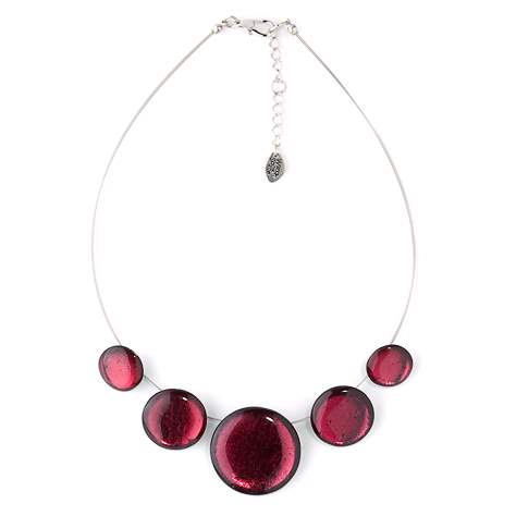 Berry Classic Round Necklace
