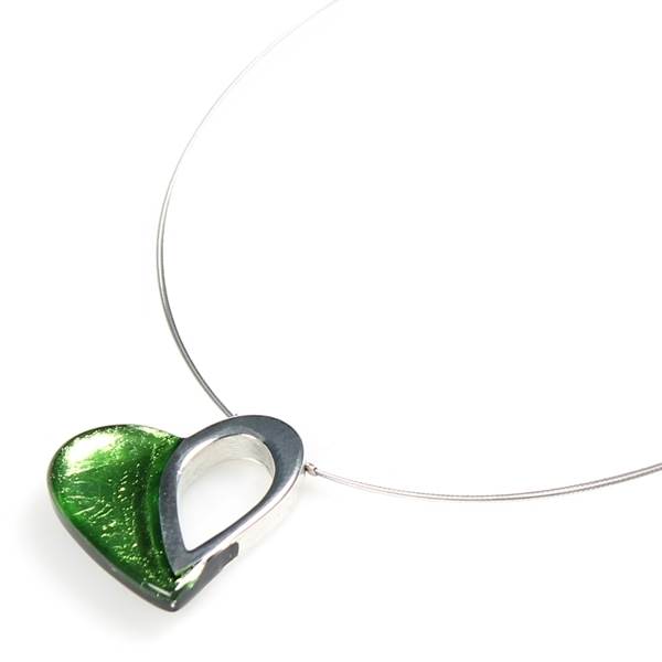 Green Loop Heart Pendant
