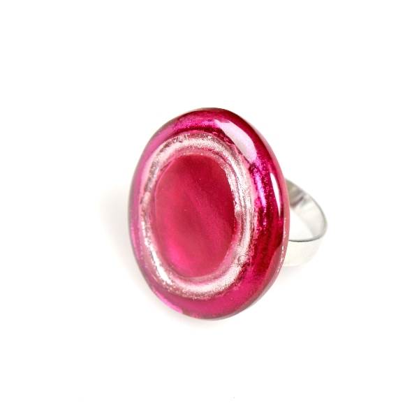 Raspberry Resin Pebble Round Ring | The Jewellery Stop