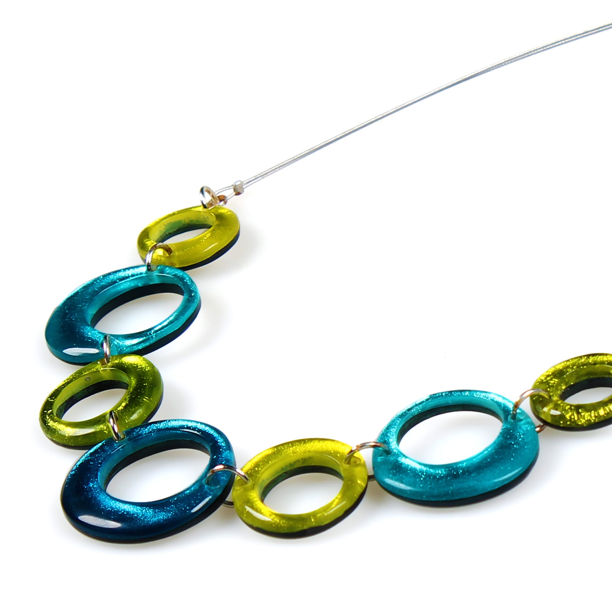 Seaweed Hollow Circles Necklace