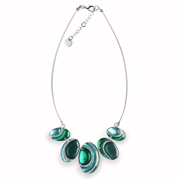 Emerald Oval Swirl Necklace