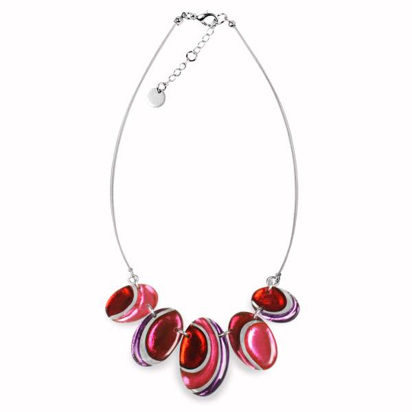 Trifle Oval Swirl Necklace