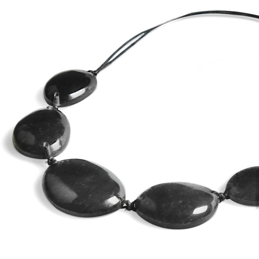 Black Pebble Small Necklace | The Jewellery Stop